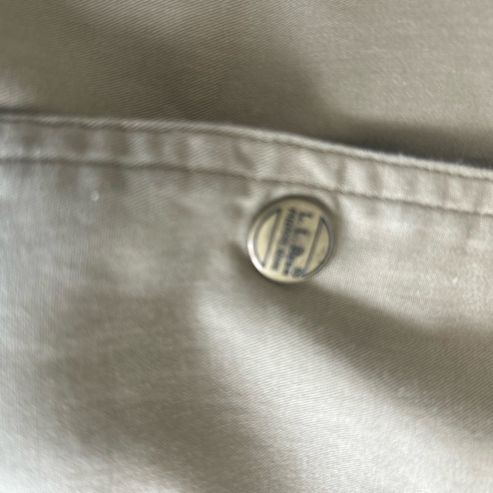 L.L. Bean Tan Lightweight Shirt Jacket with Collar and Adjustable Cuffs - Picture 4 of 9
